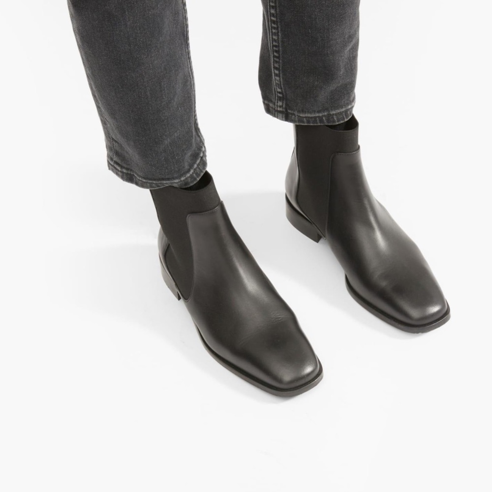 Everlane The Square Toe Chelsea Boot